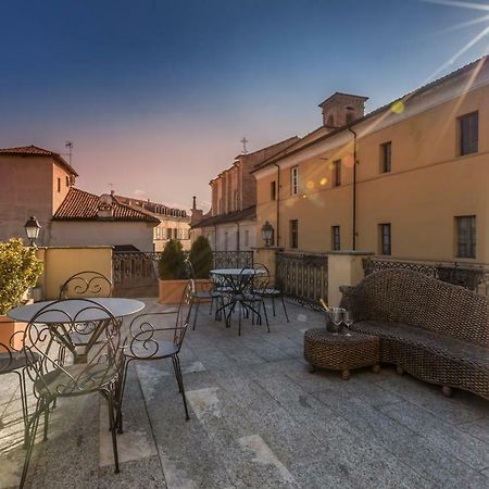 Roero Suite In The City Center Asti Luaran gambar